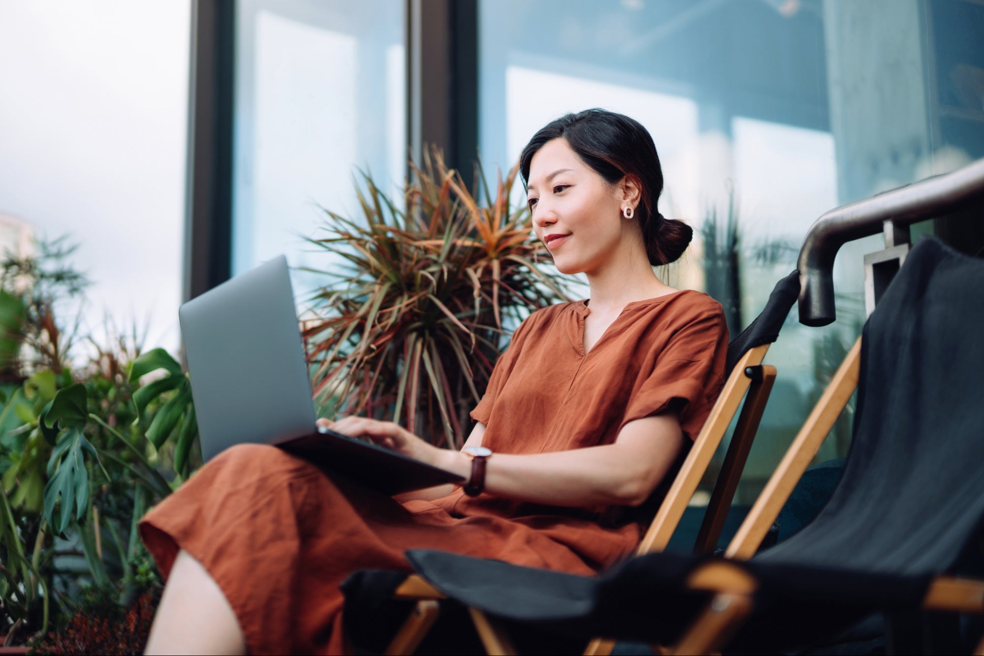 How to Overcome the Challenges of Remote Work in the Professional Services Industry
