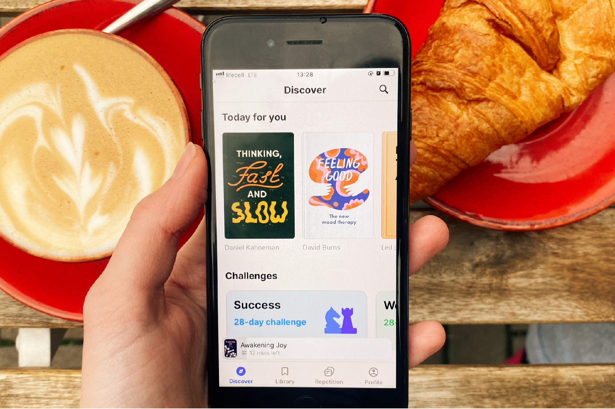 The App I Use to Stay Business-Smart While Creating