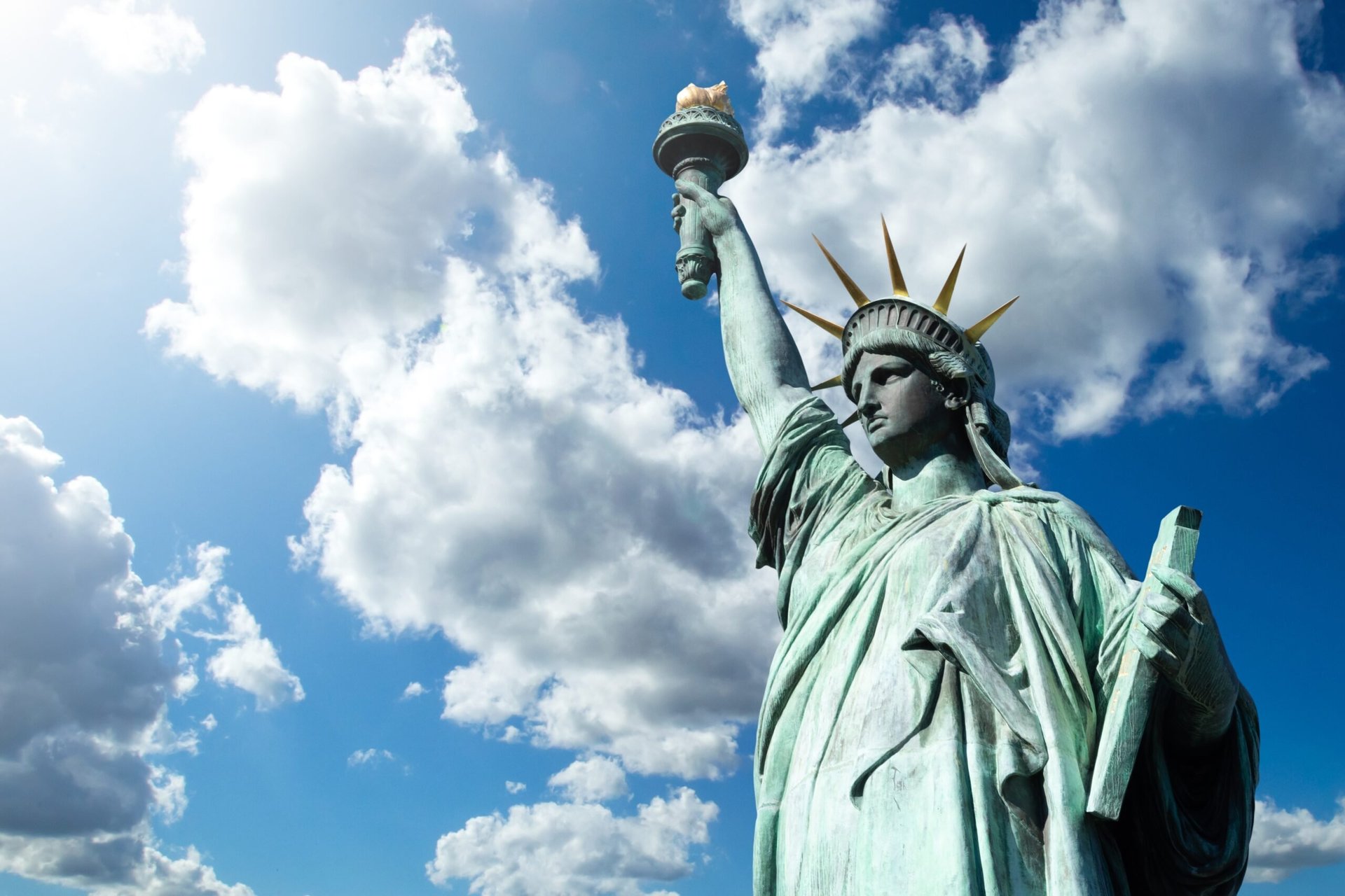 Beyond Politics: 9 Steps to Building a Stronger America