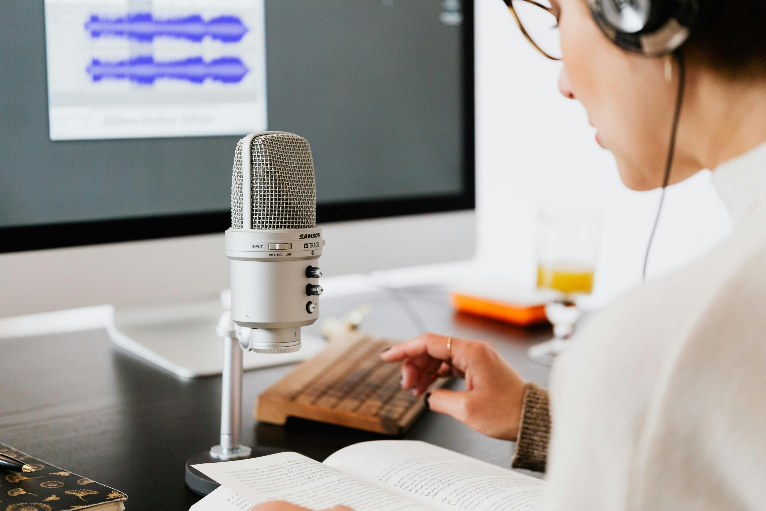 5 Profitable Low-Cost Business Ideas (And How To Start Them)