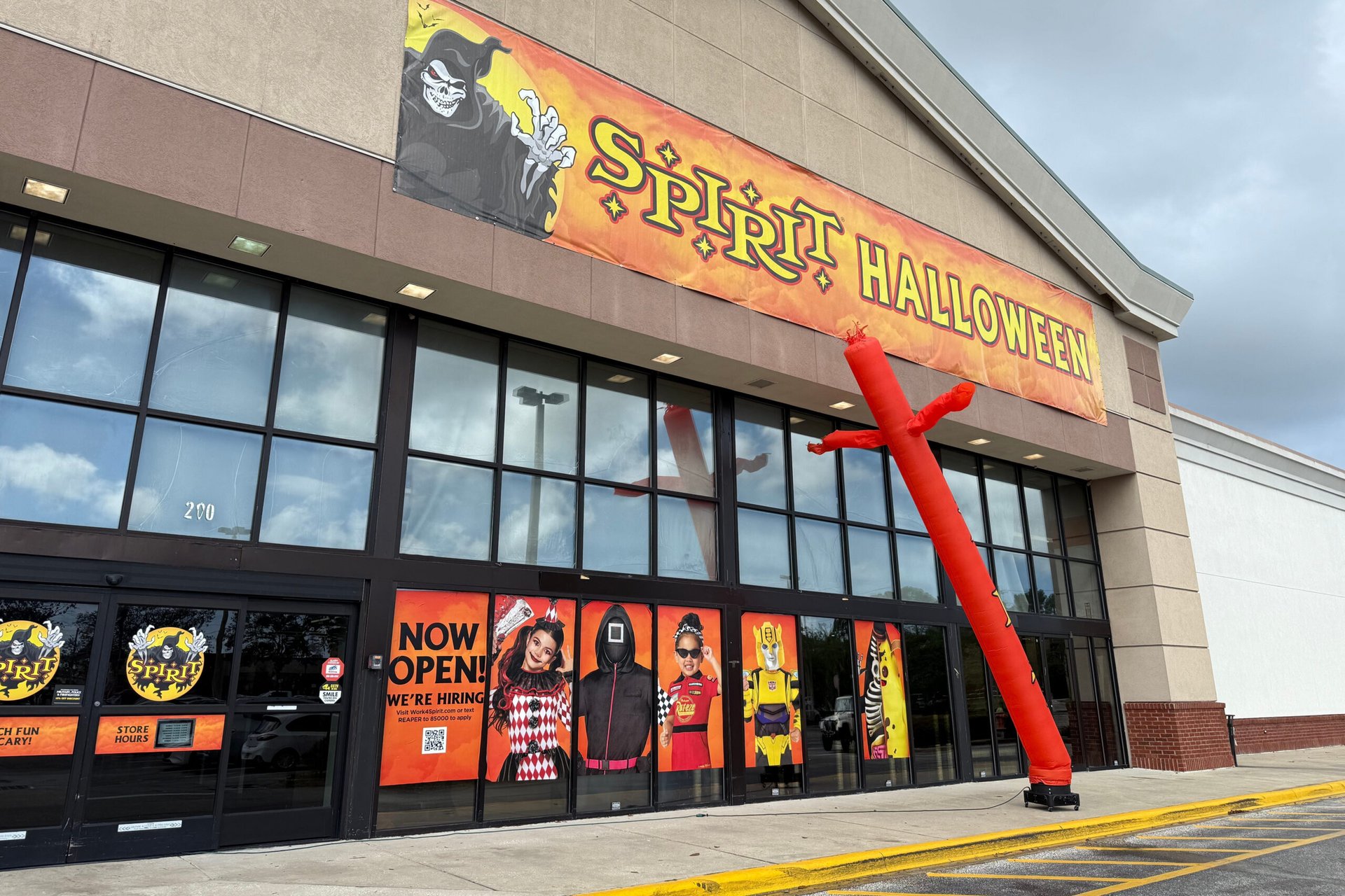 Spirit Halloween Hiring 52,000 Seasonal Jobs. Here’s How to Apply